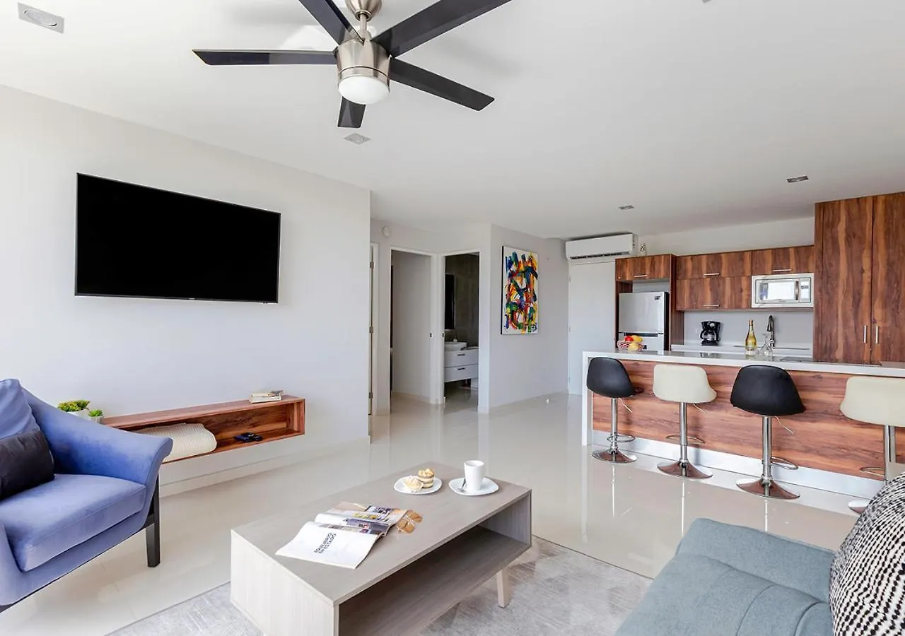 Excepcional 2Br Condo Rooftop Pool, Steps To 5Th Dk Playa del Carmen 0*,  Mexico